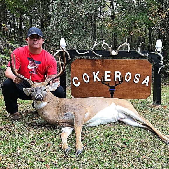 Meet your Posher, Travis - Picture 1 of 1